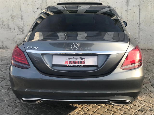 Mercedes-Benz C 300 4matik/AUTO/LED/NAVI/360 /TV/Excellent! - автомобили, коли, обяви за нови и употребявани 4