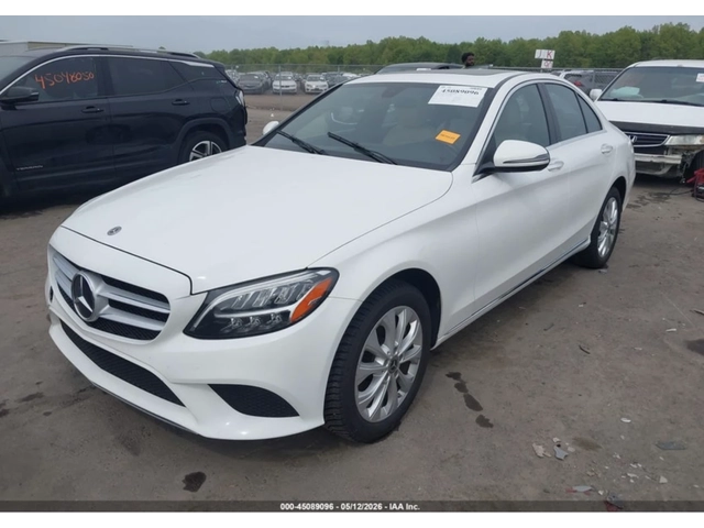 Mercedes-Benz C 300 АВТОКРЕДИТ - автомобили, коли, обяви за нови и употребявани 1