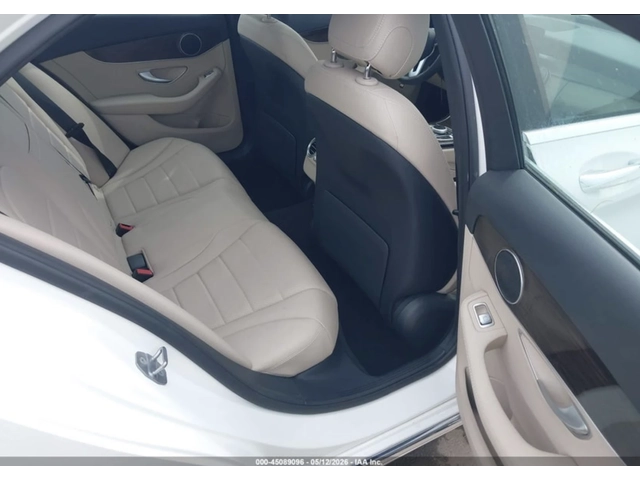 Mercedes-Benz C 300 АВТОКРЕДИТ - автомобили, коли, обяви за нови и употребявани 7