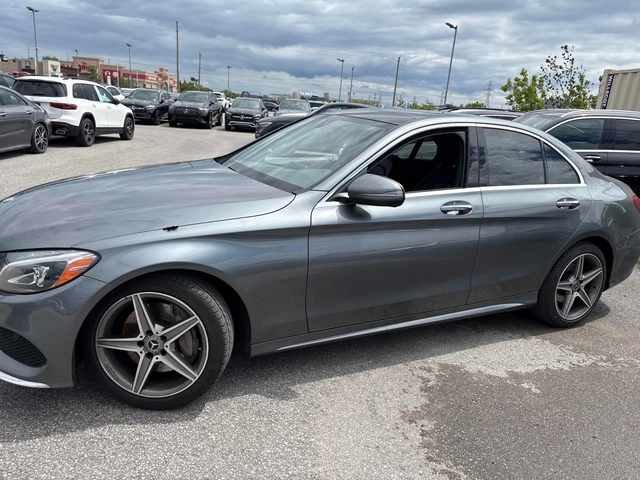 Mercedes-Benz C 300 CARFAX - автомобили, коли, обяви за нови и употребявани 4