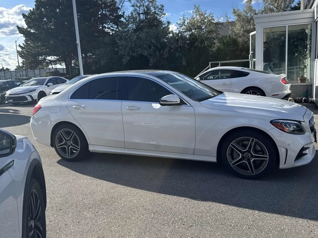 Mercedes-Benz C 300 * CARFAX * АВТО КРЕДИТ * - автомобили, коли, обяви за нови и употребявани 3
