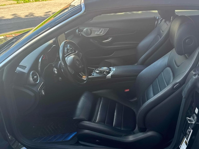 Mercedes-Benz C 300 КАБРИО / CARFAX - автомобили, коли, обяви за нови и употребявани 5