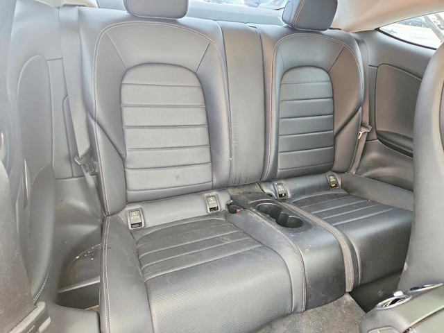 Mercedes-Benz C 300 Coupe - автомобили, коли, обяви за нови и употребявани 6