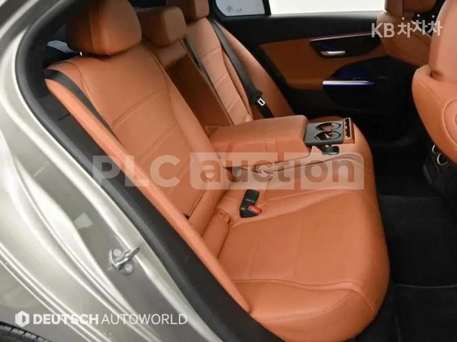Mercedes-Benz C 300 360* КОЖА* ШИБЕДАХ* 4MATIC - автомобили, коли, обяви за нови и употребявани 11