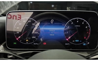 Mercedes-Benz C 300 AMG* LINE* ОБДУХВАНЕ* ДИСТРОНИК* ХЕДЪП* 360КАМЕРА* - автомобили, коли, обяви за нови и употребявани 12