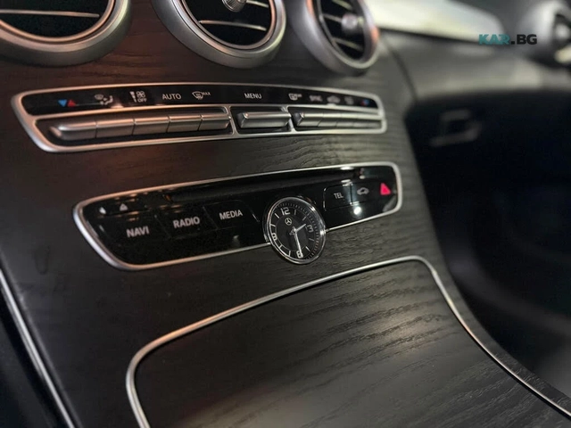 Mercedes-Benz C 300 4MATIC/SPORT-PACK/BURMESTER/DRIVE-ASSISTS - автомобили, коли, обяви за нови и употребявани 12