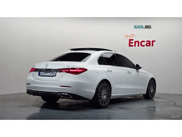 Mercedes-Benz C 300 AVANGARDE 4MATIC* КОЖА* ОБДУХВ* ПАНО* 360 - автомобили, коли, обяви за нови и употребявани 1