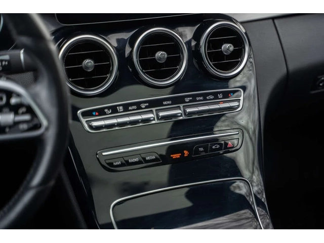 Mercedes-Benz C 300 4MATIC | Sport pack | Panorama - автомобили, коли, обяви за нови и употребявани 5