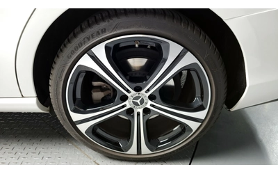 mercedes-benz-c-300 - 4