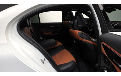 Mercedes-Benz C 300 C300 4MATIC AMG Line | HUD | Distronic | 360 - автомобили, коли, обяви за нови и употребявани 16