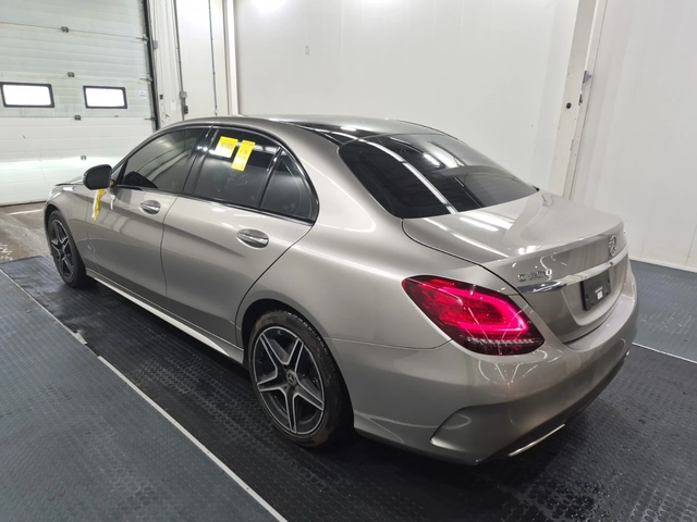 Mercedes-Benz C 300 4MATIC AMG Line - автомобили, коли, обяви за нови и употребявани 3