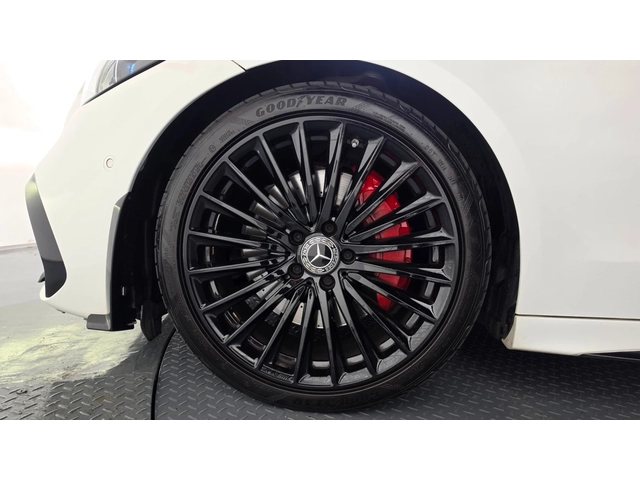 Mercedes-Benz C 300 C300 4MATIC AMG Line | HUD | Distronic | 360 - автомобили, коли, обяви за нови и употребявани 5