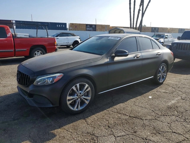 Mercedes-Benz C 300 - автомобили, коли, обяви за нови и употребявани 0