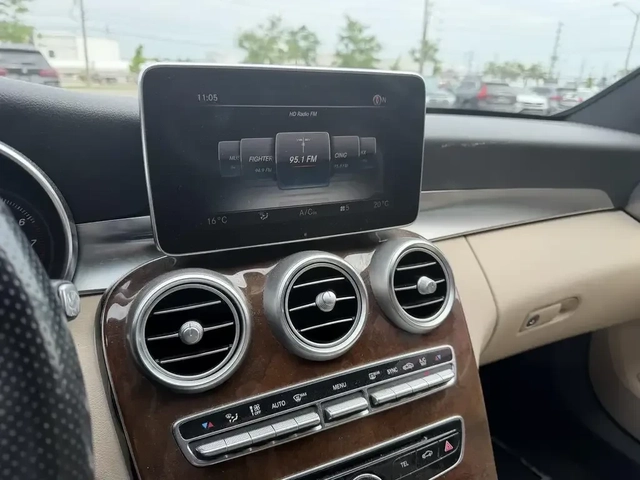 Mercedes-Benz C 300 4MATIC | Panoramic | CarPlay | Blind Spot - автомобили, коли, обяви за нови и употребявани 8