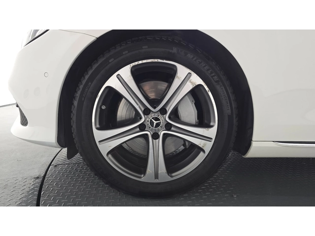 Mercedes-Benz C 300 Avantgarde - автомобили, коли, обяви за нови и употребявани 2