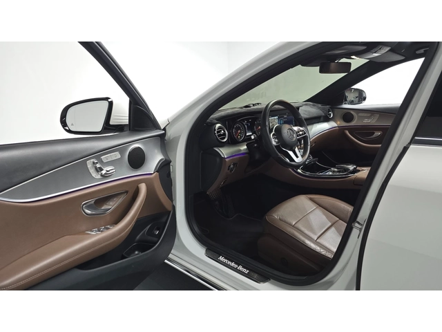 Mercedes-Benz C 300 Avantgarde - автомобили, коли, обяви за нови и употребявани 8