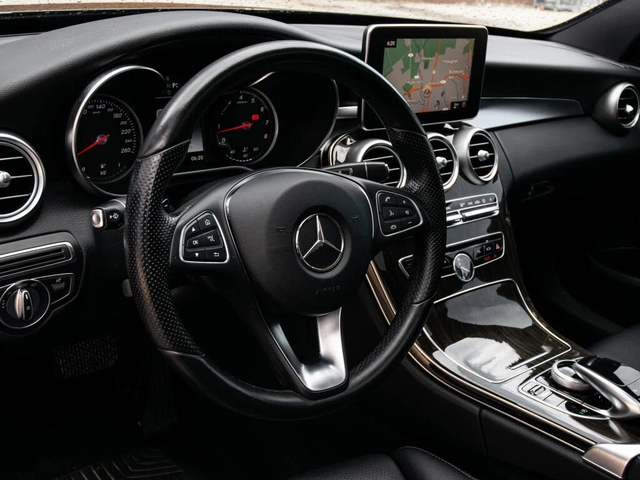 Mercedes-Benz C 300 4MATIC | AMG Pack | Keyless | Мъртва точка - автомобили, коли, обяви за нови и употребявани 6
