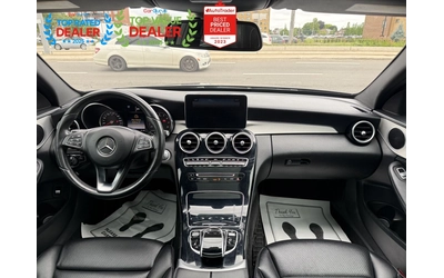 Mercedes-Benz C 300 - автомобили, коли, обяви за нови и употребявани 10