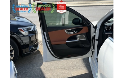 Mercedes-Benz C 300 4MATIC AMG Package - автомобили, коли, обяви за нови и употребявани 6