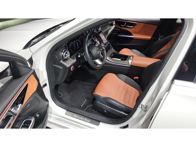 Mercedes-Benz C 300 C300 4MATIC AMG Line | 360  Камера | HUD | Панорам - автомобили, коли, обяви за нови и употребявани 8