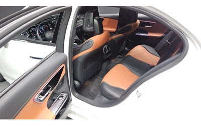 Mercedes-Benz C 300 C300 4MATIC AMG Line | 360  Камера | HUD | Панорам - автомобили, коли, обяви за нови и употребявани 9