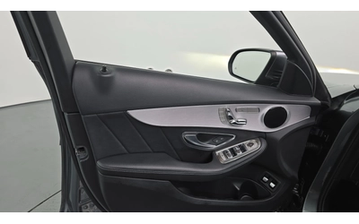 Mercedes-Benz C 350 E Hybrid - автомобили, коли, обяви за нови и употребявани 10