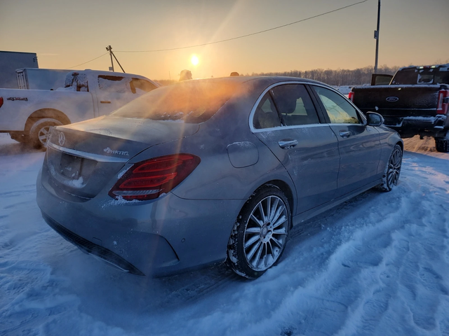 Mercedes-Benz C 400 3.0 - автомобили, коли, обяви за нови и употребявани 2