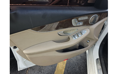 Mercedes-Benz C 400 AMG* PACK* 4MATIC* BURMESTER* - автомобили, коли, обяви за нови и употребявани 6