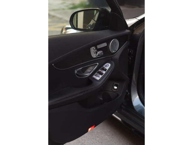 Mercedes-Benz C 43 AMG, 2019 г., 101000 км, 390 к.с. - автомобили, коли, обяви за нови и употребявани 8