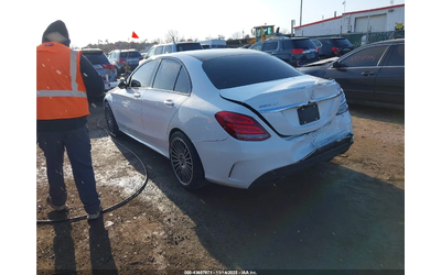 mercedes-benz-c-43-amg - 3