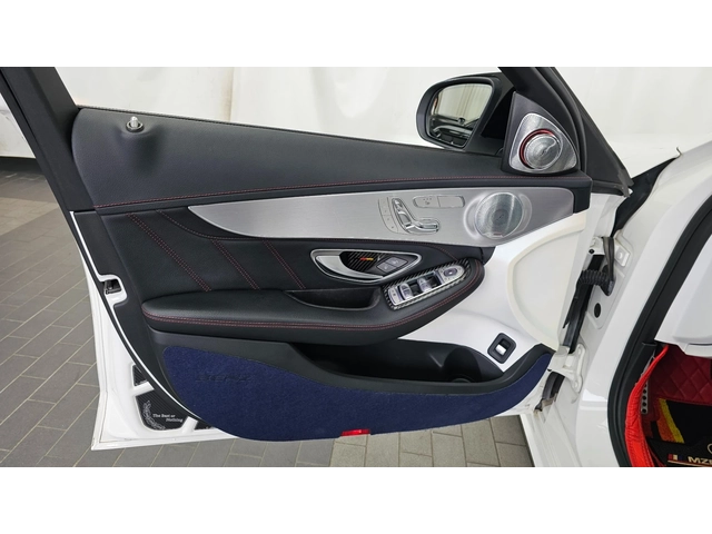 Mercedes-Benz C 43 AMG 4MATIC - автомобили, коли, обяви за нови и употребявани 8