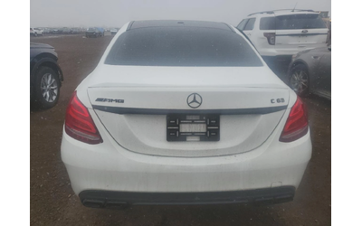 mercedes-benz-c-63-amg - 4