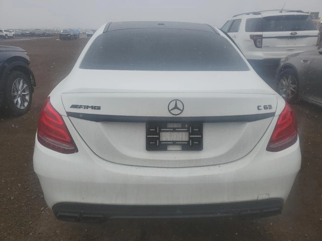 Mercedes-Benz C 63 AMG V8* КЛИП НА ДВИГАТЕЛ* РЕАЛНИ КМ!!! - автомобили, коли, обяви за нови и употребявани 4