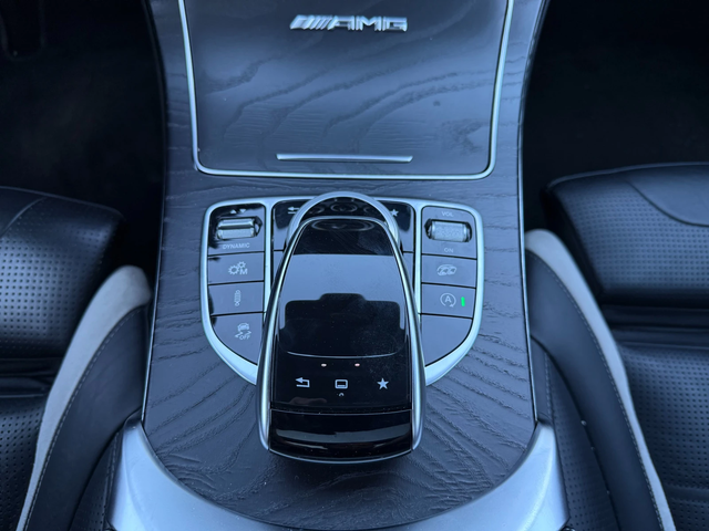 Mercedes-Benz C 63 AMG S - автомобили, коли, обяви за нови и употребявани 15