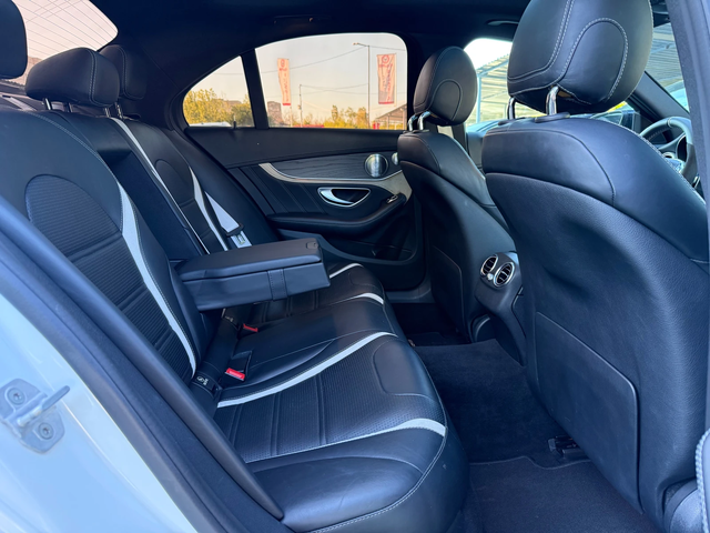 Mercedes-Benz C 63 AMG S - автомобили, коли, обяви за нови и употребявани 9