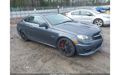 mercedes-benz-c-63-amg - 0