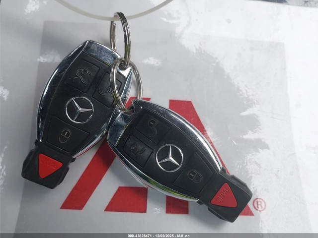 Mercedes-Benz C 63 AMG - автомобили, коли, обяви за нови и употребявани 8