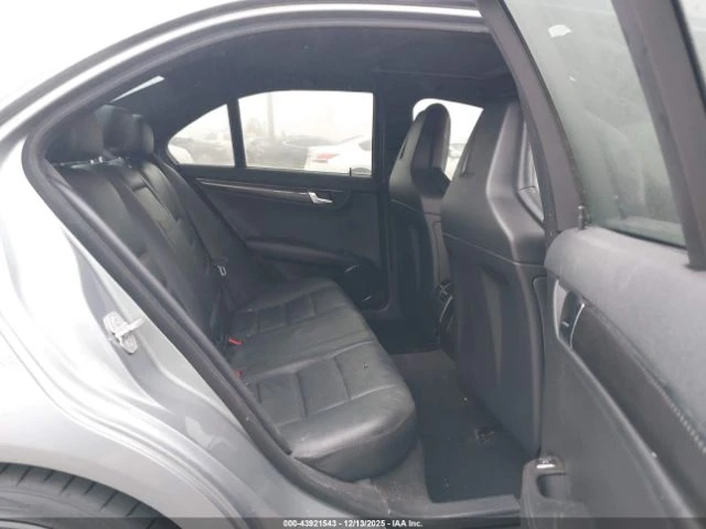 Mercedes-Benz C 63 AMG - автомобили, коли, обяви за нови и употребявани 10