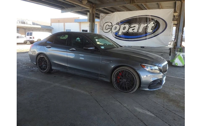 mercedes-benz-c-63-amg - 5