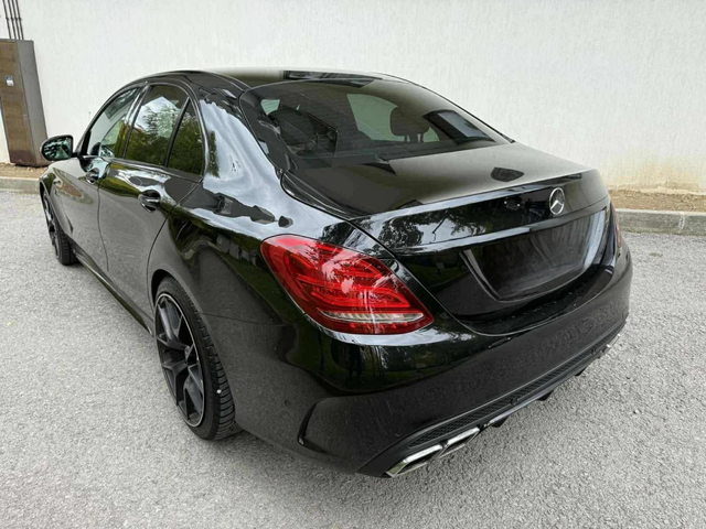 Mercedes-Benz C 63 AMG S / PERFORMANCE - автомобили, коли, обяви за нови и употребявани 4