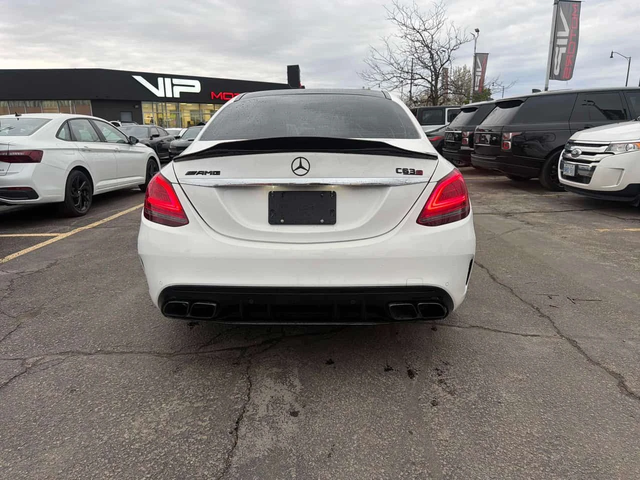 Mercedes-Benz C 63 AMG S * 360* DISTRONIC* BUMERSTER * ПАНО * CARFAX - автомобили, коли, обяви за нови и употребявани 3