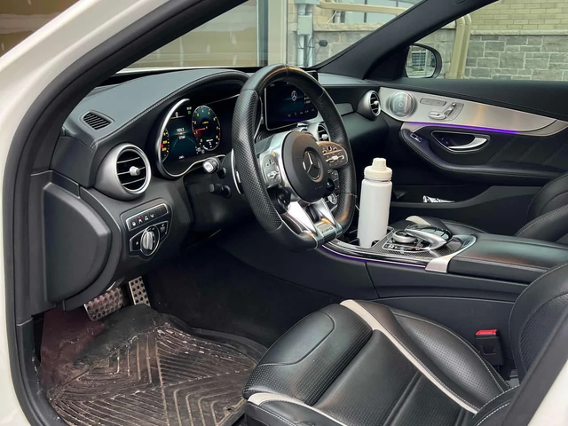 Mercedes-Benz C 63 AMG S | DISTRONIC | ОБДХУВАНЕ | BURMESTER | ГЕНЕРАЦИЯ - автомобили, коли, обяви за нови и употребявани 5