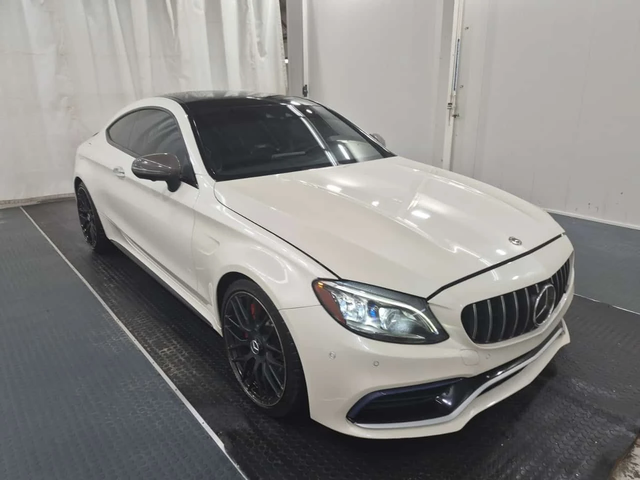 Mercedes-Benz C 63 AMG S| DISTRONIC| 360| BURMESTER| ПОДГРЕВИ| BUCKETS - автомобили, коли, обяви за нови и употребявани 1