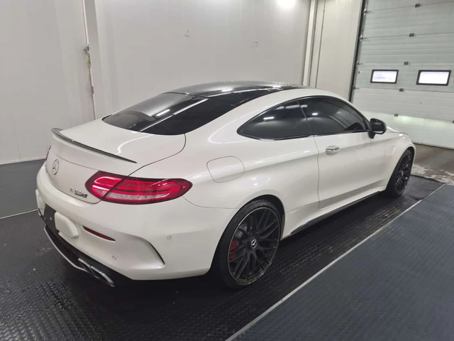 Mercedes-Benz C 63 AMG S| DISTRONIC| 360| BURMESTER| ПОДГРЕВИ| BUCKETS - автомобили, коли, обяви за нови и употребявани 2