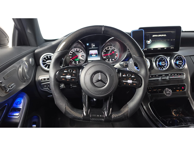 Mercedes-Benz C 63 AMG * Ceramic* 360* Pano* Ambient* - автомобили, коли, обяви за нови и употребявани 10