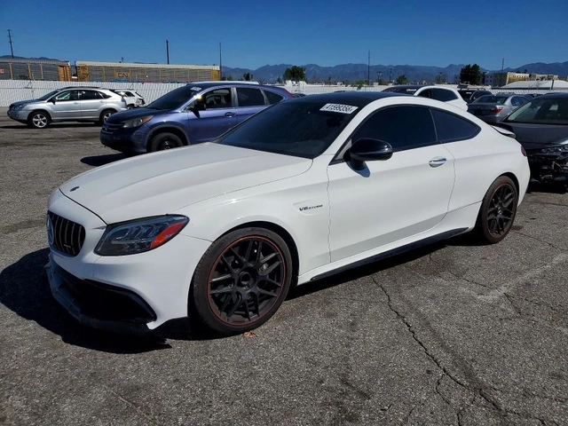 Mercedes-Benz C 63 AMG BURMESTER| MULTIBEAM| HUD| DISTRONIC| - автомобили, коли, обяви за нови и употребявани 0