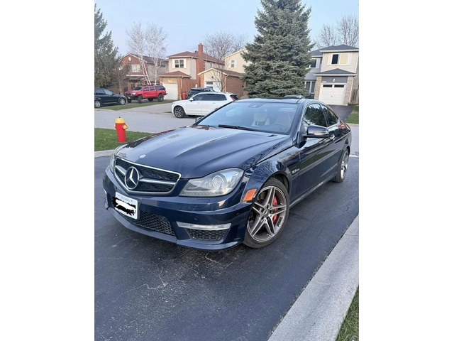 Mercedes-Benz C 63 AMG FACE * LSD * P31 * ПАНОРАМА * CARFAX * - автомобили, коли, обяви за нови и употребявани 0