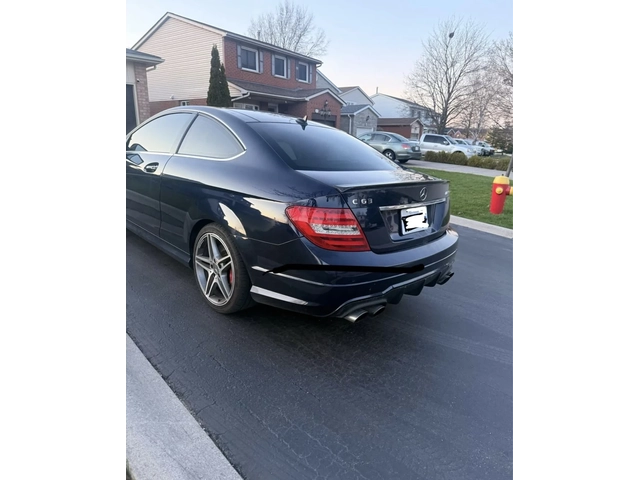 Mercedes-Benz C 63 AMG FACE * LSD * P31 * ПАНОРАМА * CARFAX * - автомобили, коли, обяви за нови и употребявани 5
