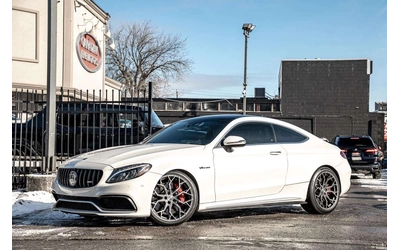 mercedes-benz-c-63-amg - 0