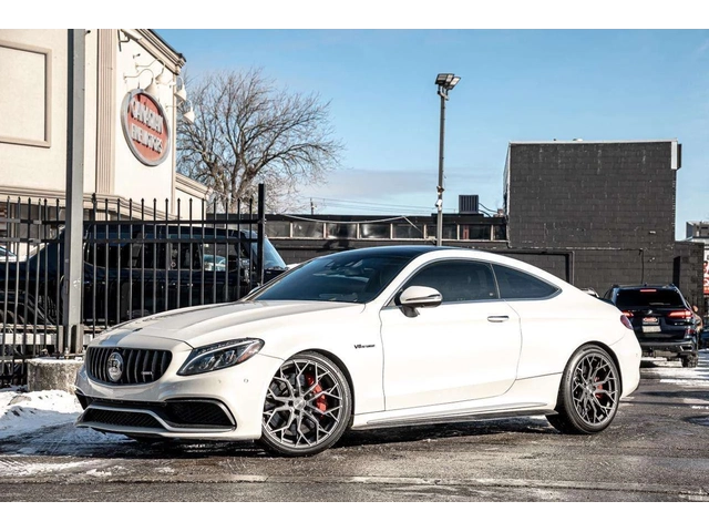 Mercedes-Benz C 63 AMG S COUPE / CARBON FIBER / 360 / DIS / ЦЕНА ДО БГ - автомобили, коли, обяви за нови и употребявани 0